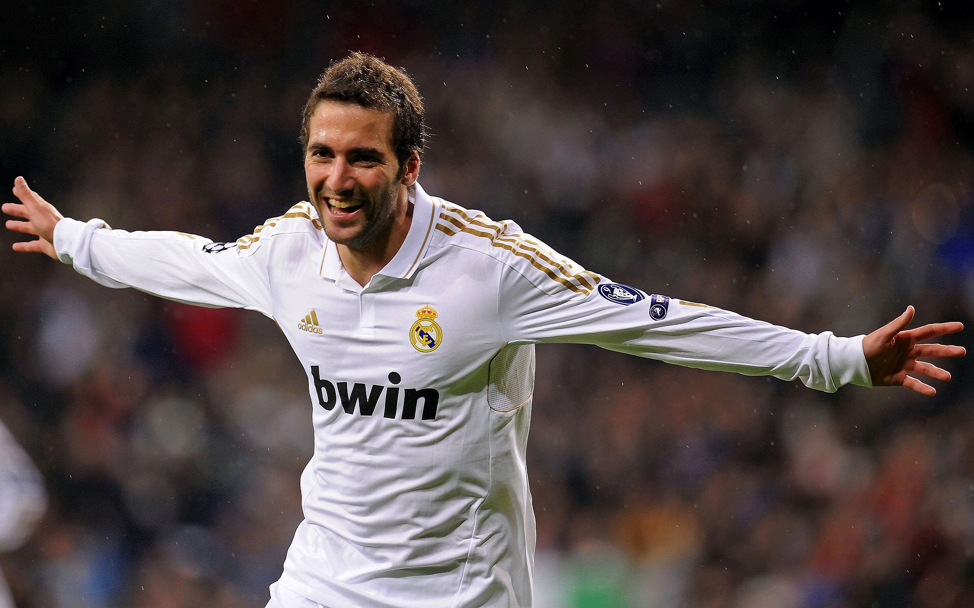 世界杯十六强：德国点球大战战胜意大利 欧洲“蓝白黑铁三角”再度上演经典